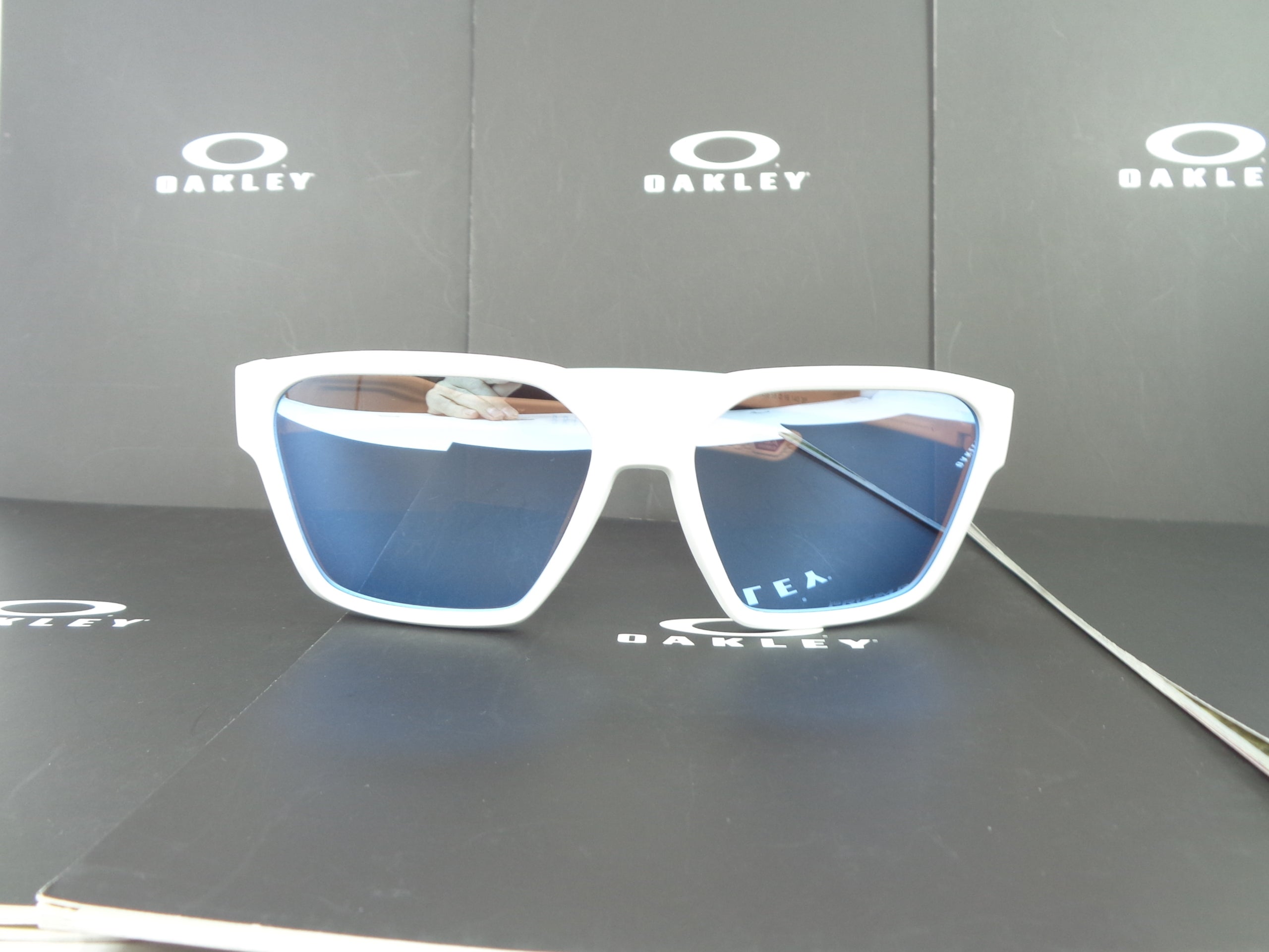 OAKLEY - Briza  9497 04   Cycling Sport Racing  Prizm Deep Water Polarizzato 949704